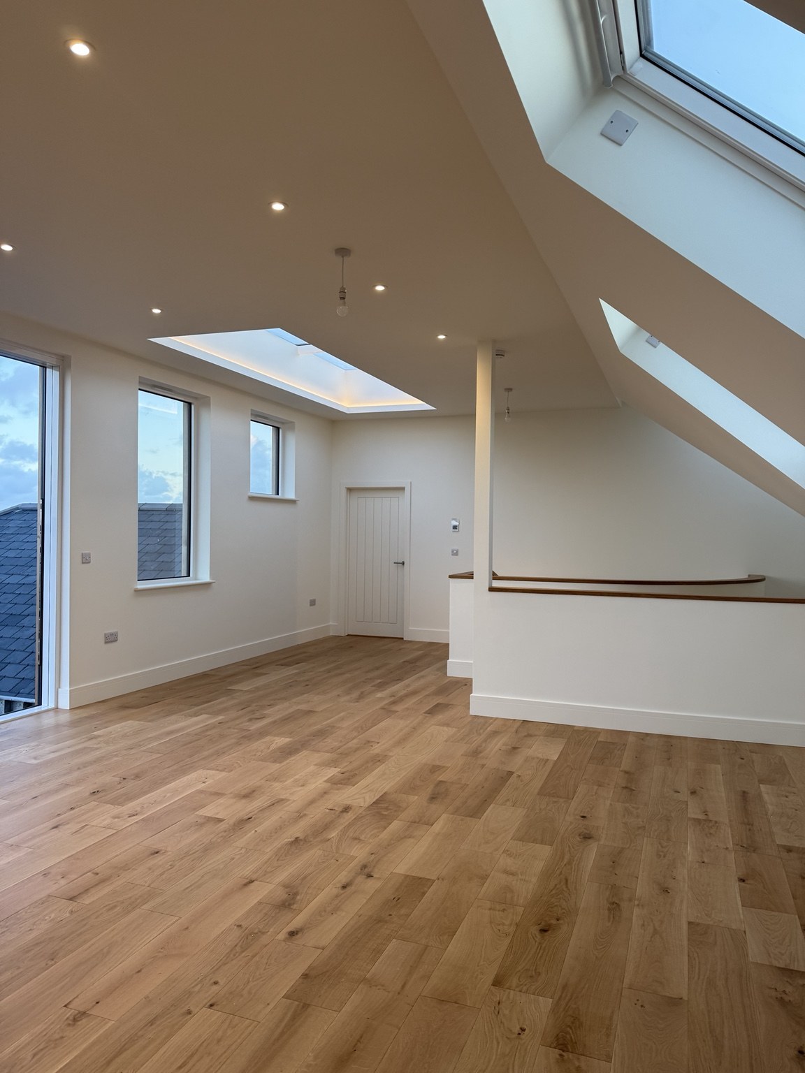 Upper-floor room at Sandoways