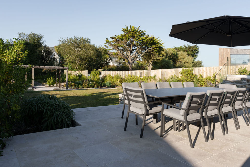 Outdoor dining terrace at Whimbrels
